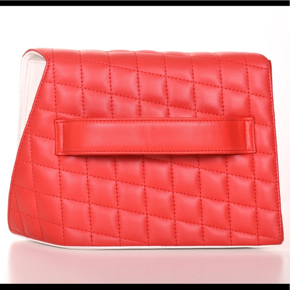 CHANEL Fresh Air Red & White Quilted Clutch Purse - Picture 4 of 8